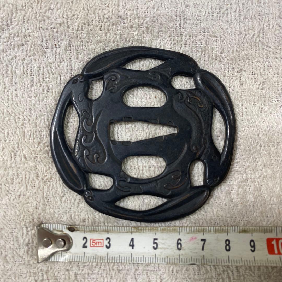 B-45 鍔　『白兎波渡透彫』　武具　刀装具　銅製　時代物　美術品　工芸品