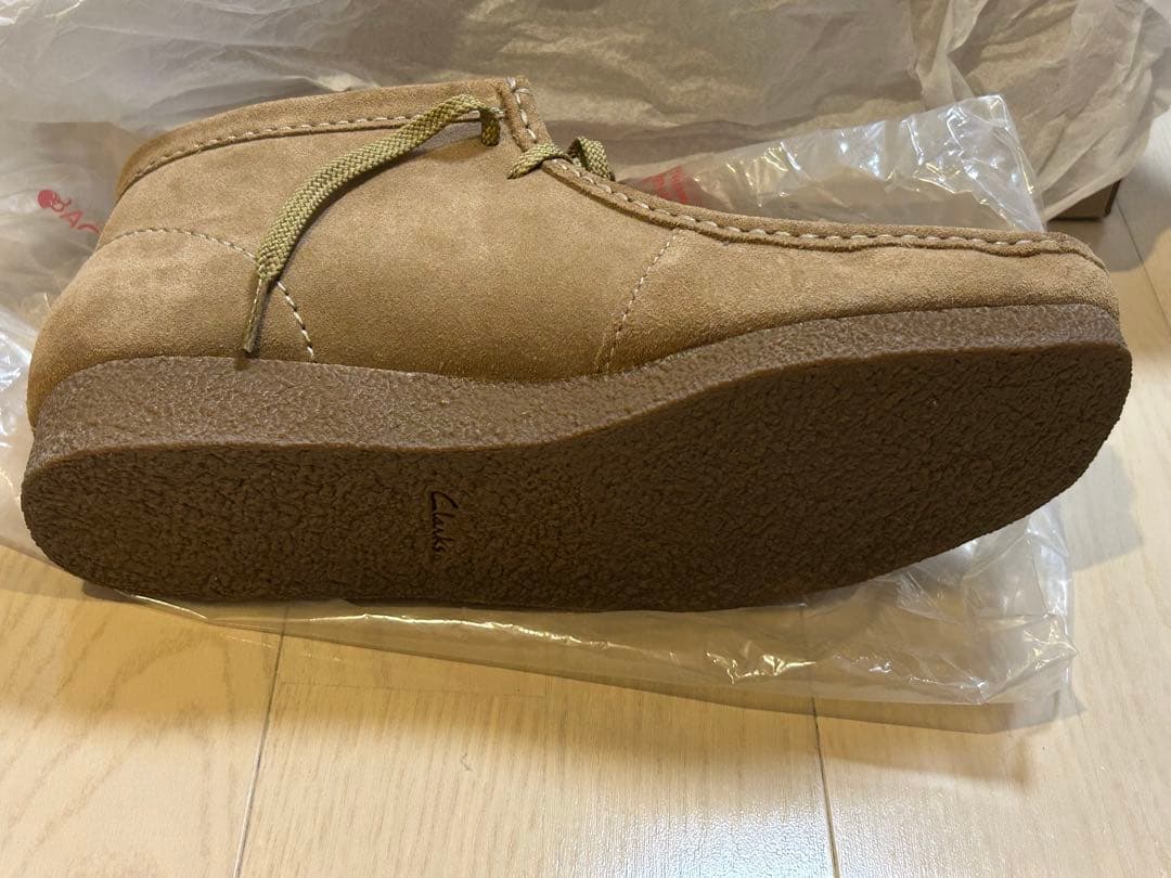 新品　クラークス　ワラビーブーツ　ダークサンドスエード　27.5cm