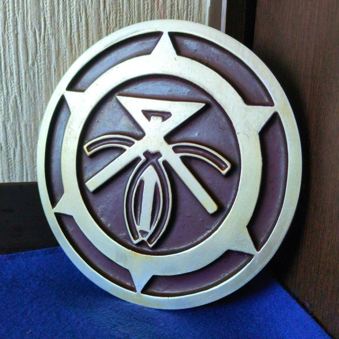 鉄道グッズ：鉄道プレート 阪急(阪急電鉄)旧社紋 金属プレート(当時物)