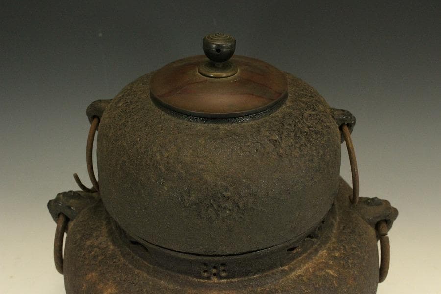 茶道具 鬼面風炉釜 平丸釜 環付 706