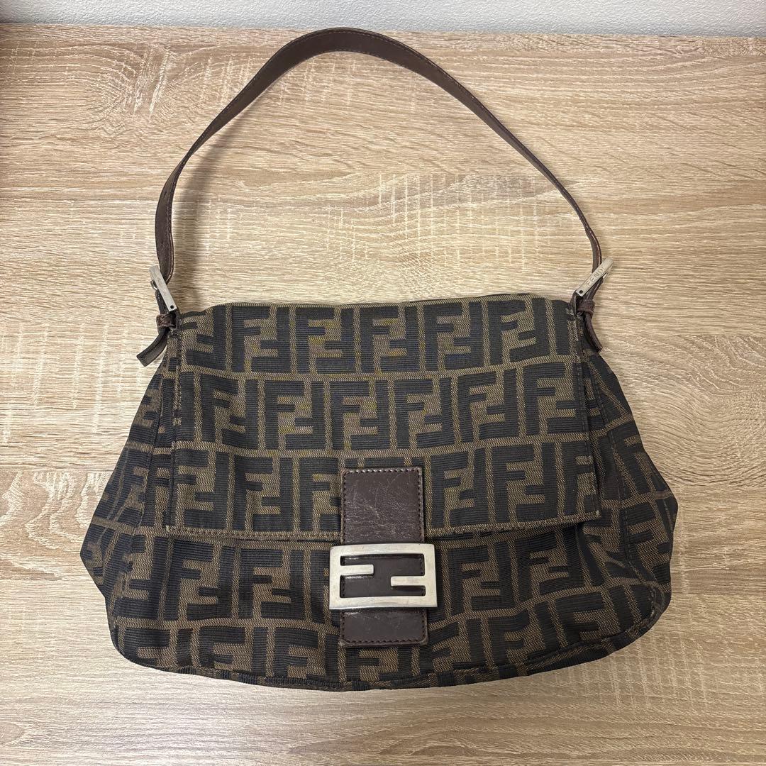 FENDI バッグ　ショルダーバッグ