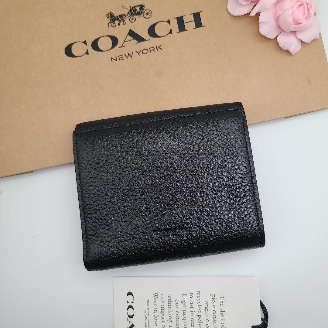 COACH　折り財布　スナップ開閉　新品　正規品