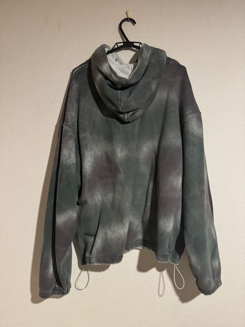 マ*ィ様 Thug Club（サグクラブ）　フーディー