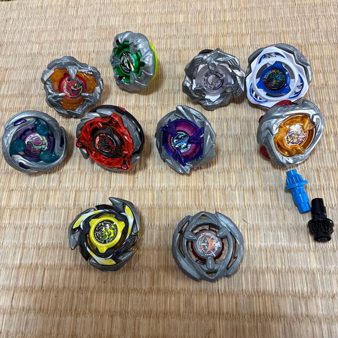 ベイブレードx 引退品まとめ売り