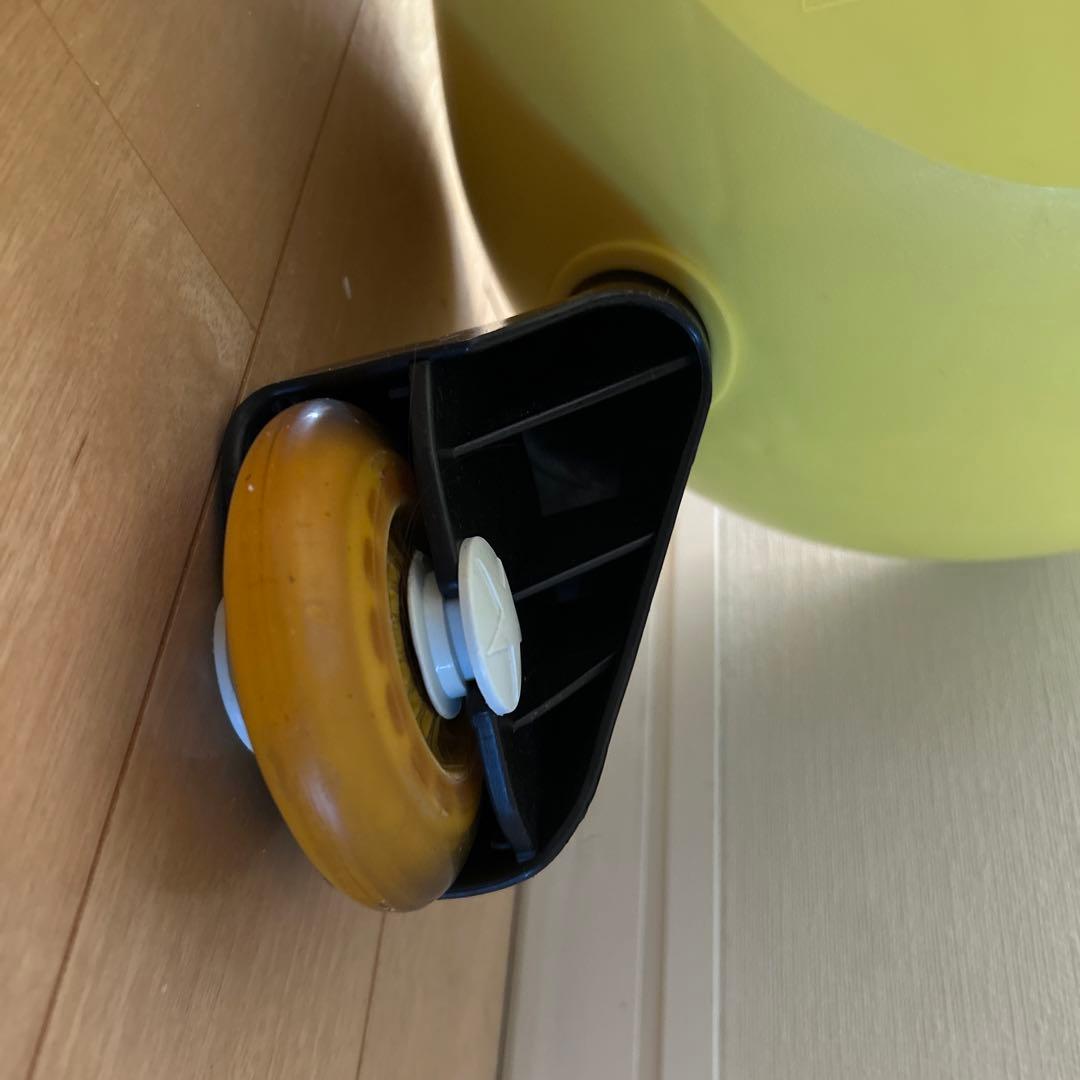 【プラズマカー・ラングスジャパン】黄色 ゴムタイヤ 静音 乗り心地抜群