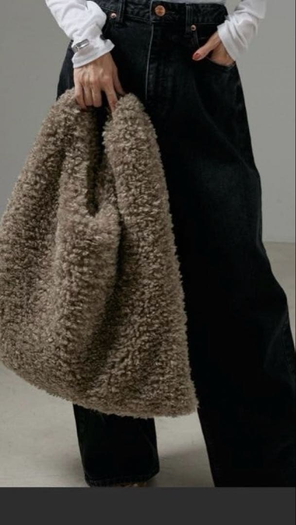 HELEN MOORE(ヘレンムーア)】Triangle Tote