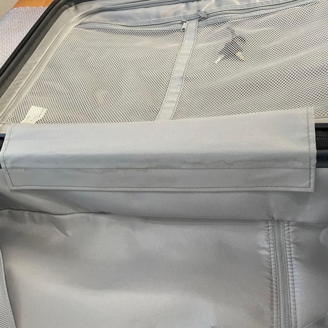 無印良品 バーを自由に調節できる ハード キャリケース 36L 機内持ち込み