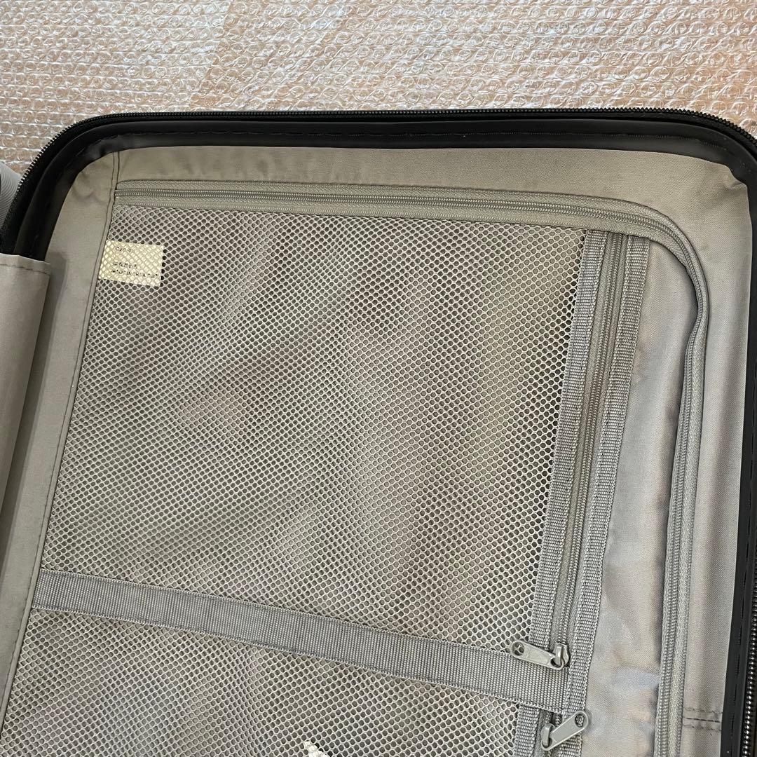 無印良品 バーを自由に調節できる ハード キャリケース 36L 機内持ち込み