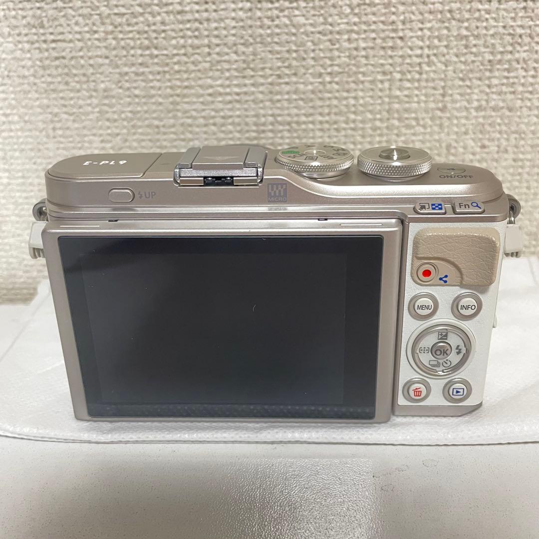 OLYMPUS PEN E-PL9 ホワイト レンズ付き