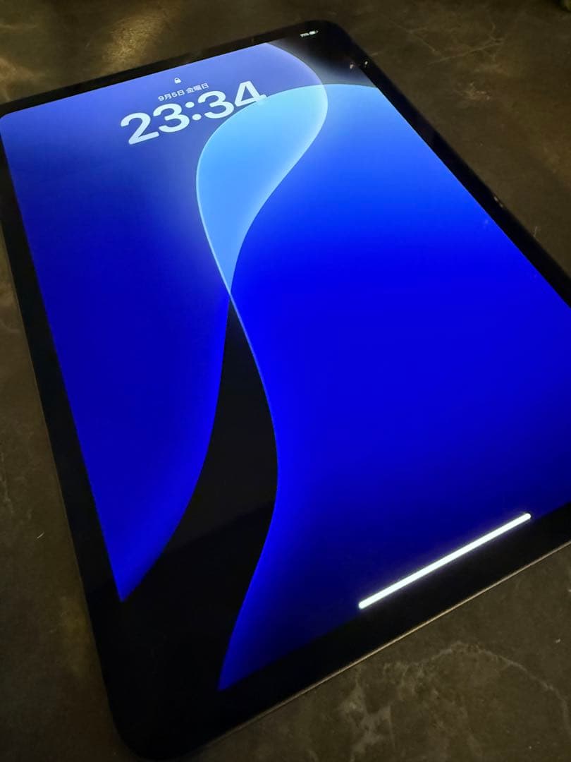 今年購入 /保証有 iPad Pro M4 11インチ256GB 純正キーボード