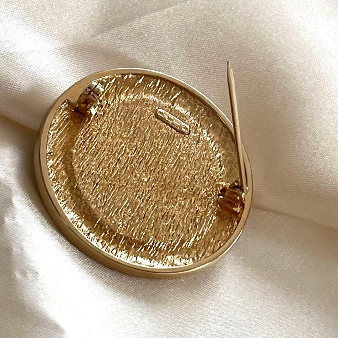美品　Christian Dior ディオール　ブローチ　CD ロゴ　ゴールド