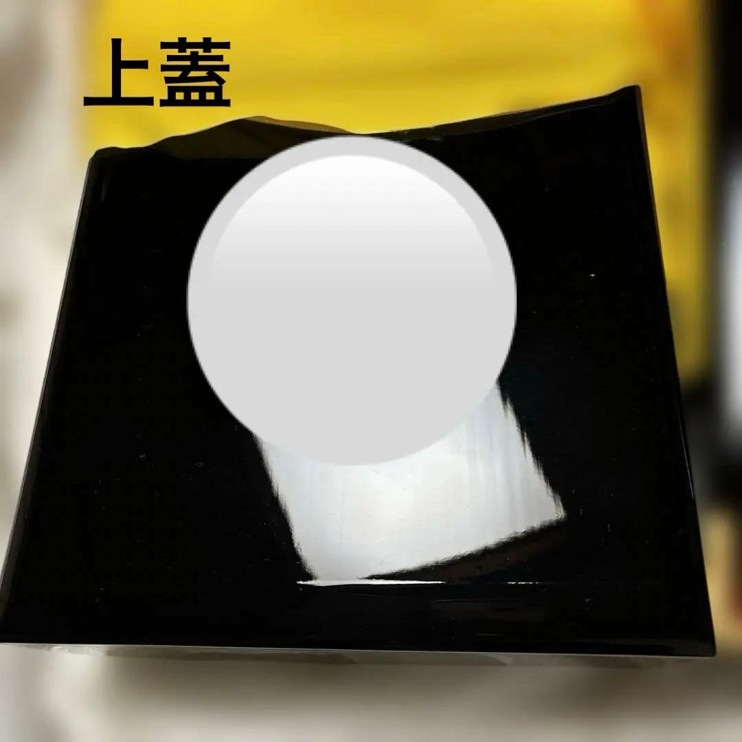 輪島塗の御重（お重箱）紋入、重台付き