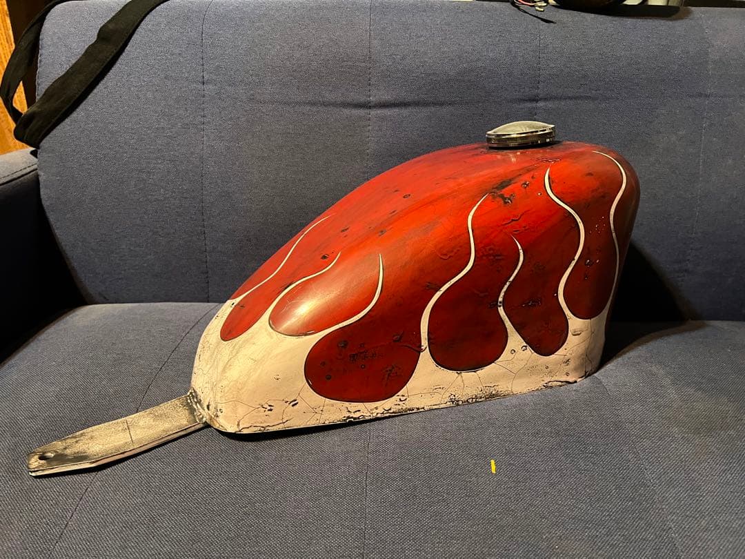 スンヒ。タンク、キャップ、コック付