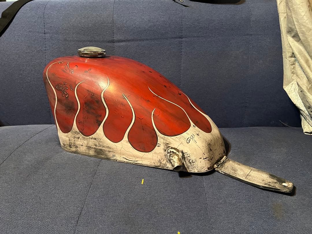 スンヒ。タンク、キャップ、コック付