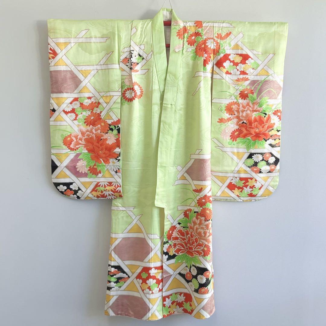 セット七五三7歳女の子長着＆袖なし長襦袢＆丸帯＆草履＆バッグ＆小物黄緑色金糸牡丹