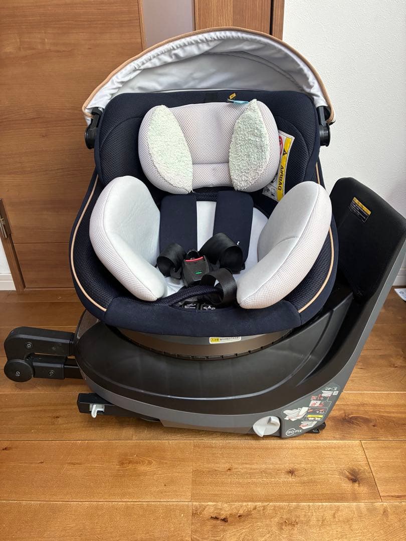 【美品】コンビ　チャイルドシート　クルムーブスマートisofix JL-590