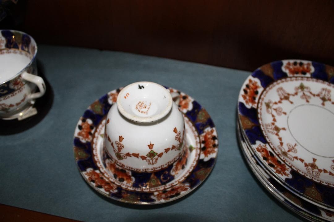 ロイヤルスタッフォードティーカップセット