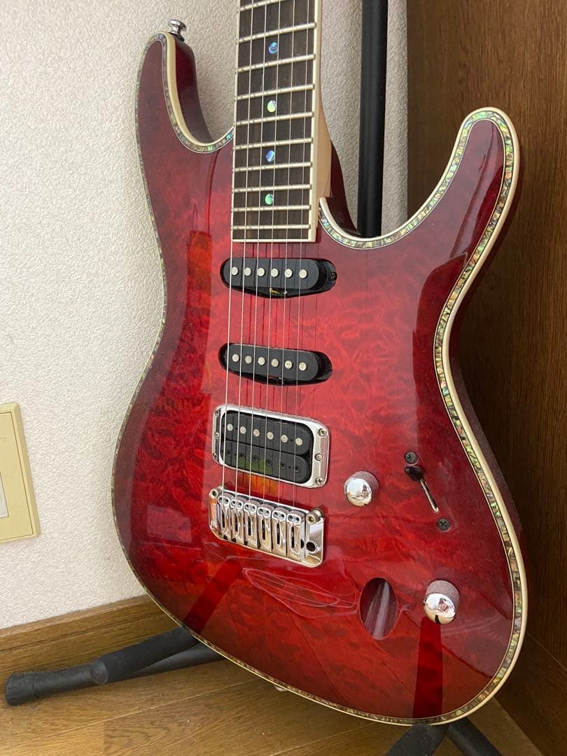 Ibanez レッドエレキギター