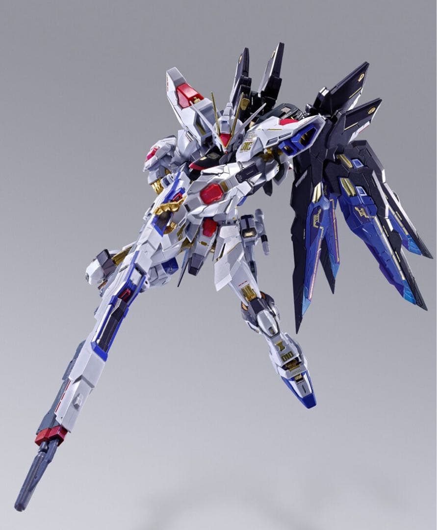 L BUILD メタルビルド　ストライクフリーダムガンダム