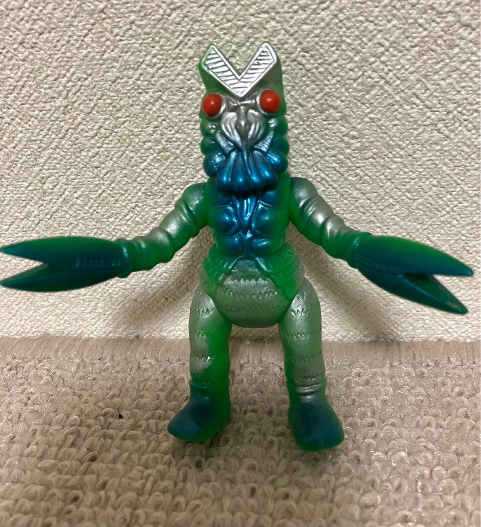 【匿名配送】ブルマァク バルタン星人 ソフビ 円谷プロ 緑 ウルトラマン
