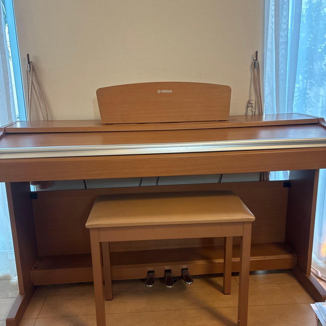 YAMAHAヤマハ電子ピアノ　YDP-131 木目調 椅子　3ペダル付き