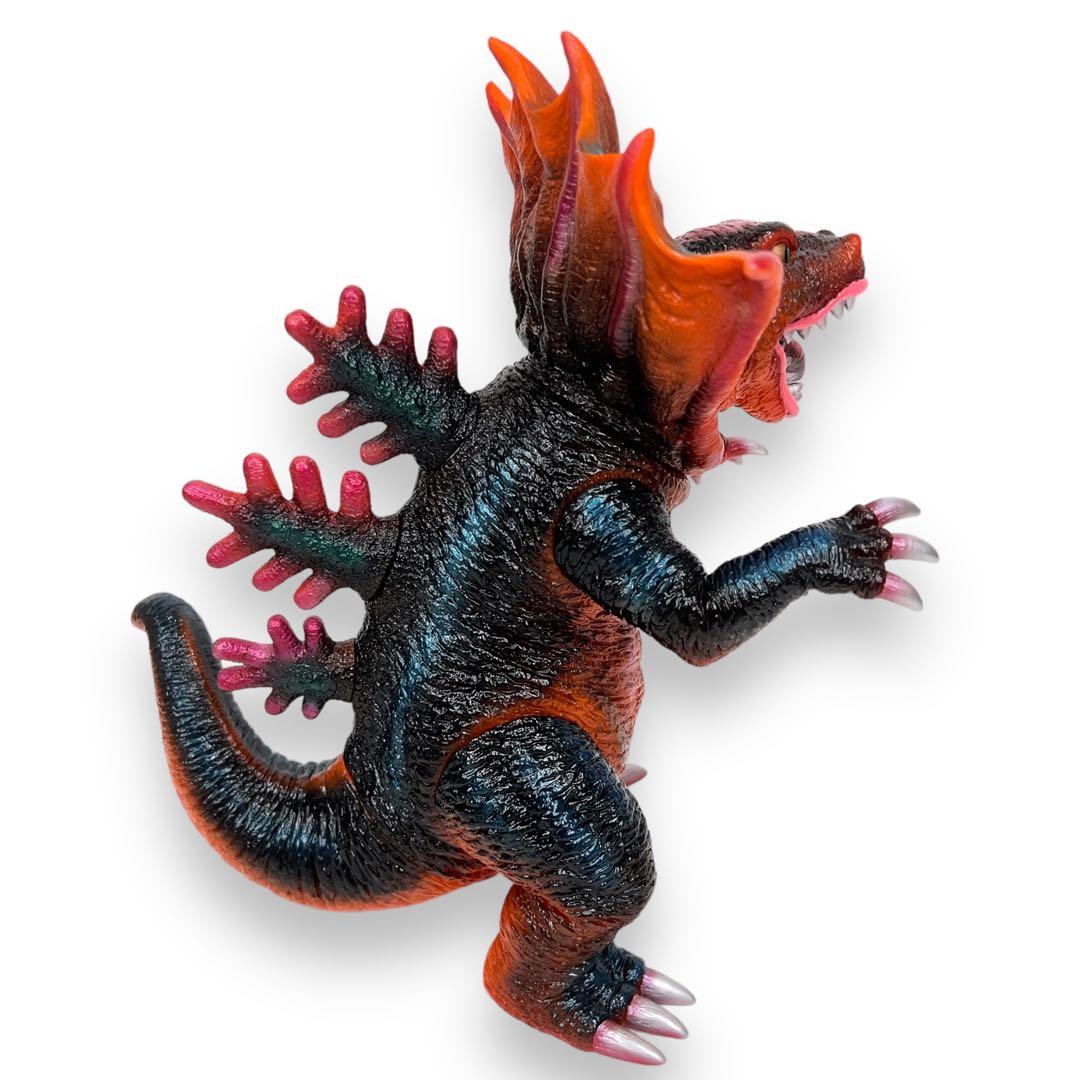 ウルトラマン 彩色 ジラース ソフビ フューチャーモデルズ 楳図かずお