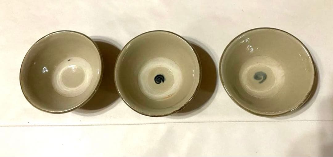 やちむん宮城須美子作　魚の絵柄　小鉢3点セット