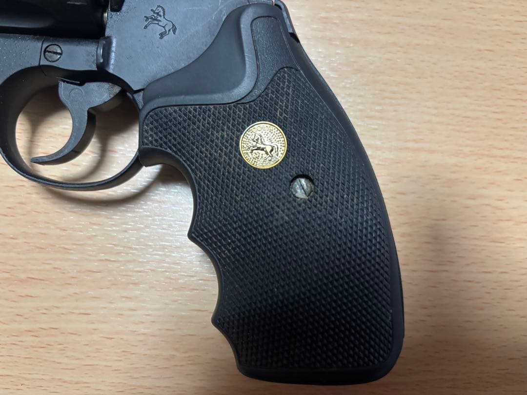 東京マルイ コルト パイソン ガスリボルバー .357マグナム 4インチ