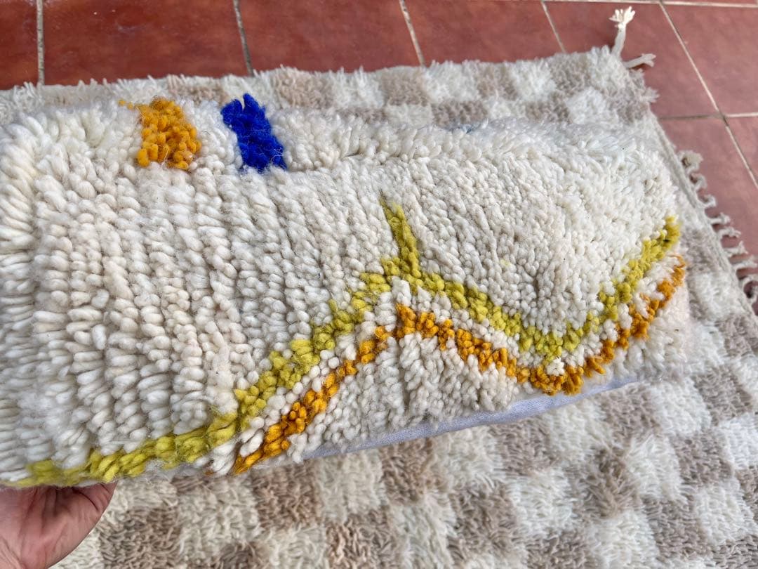 モロッコ　プフ　2点pouf アジラル　オットマン 　ラグ　135 138