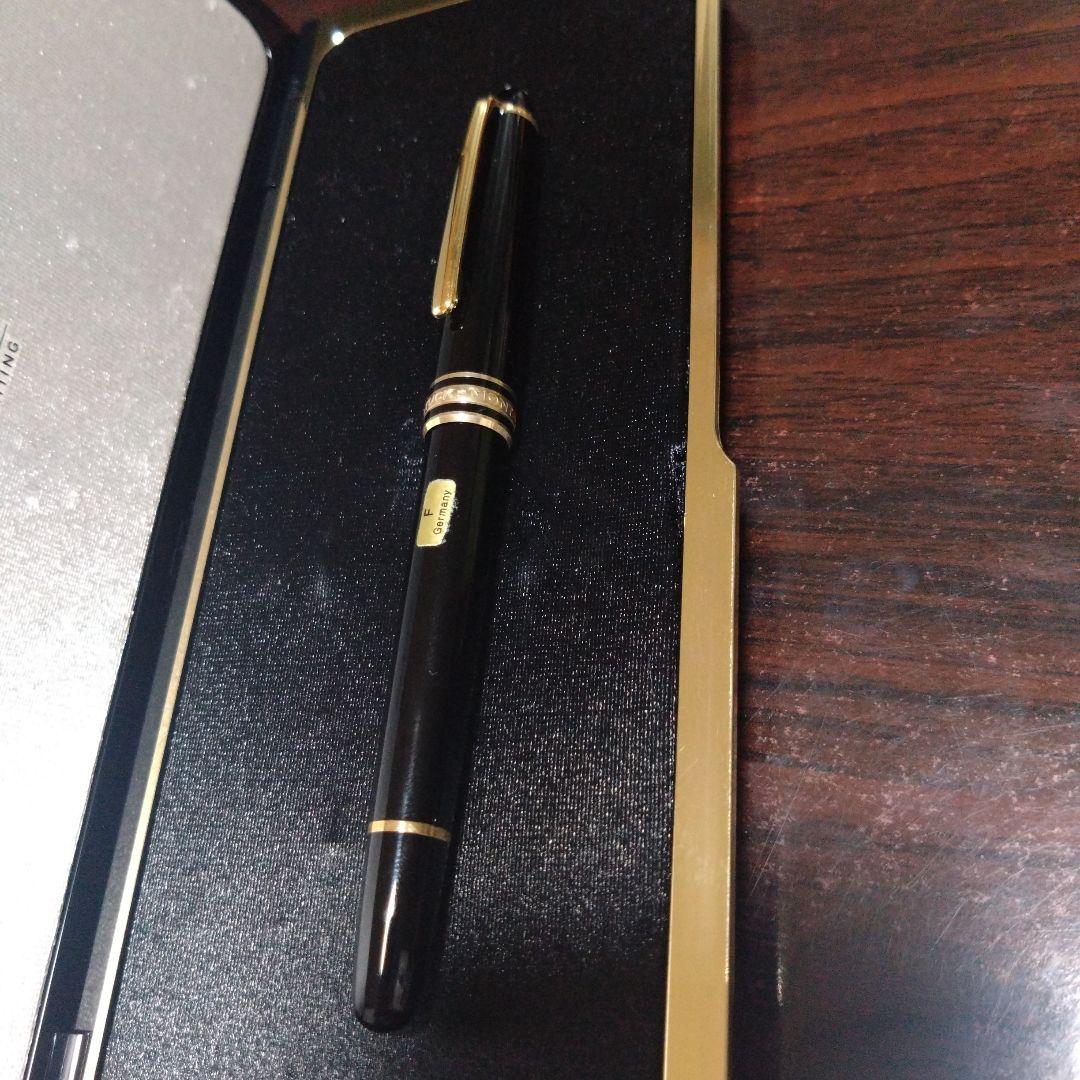 未使用Montblanc 万年筆 黒 専用ケース付き