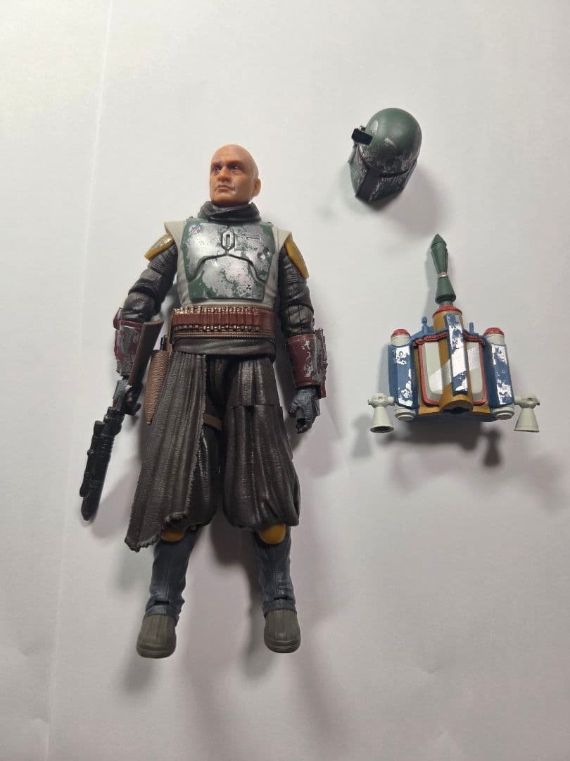 スターウォーズ　フィギュア３体セット　サビーヌ　ボバ　マンダロリアン　ブラック