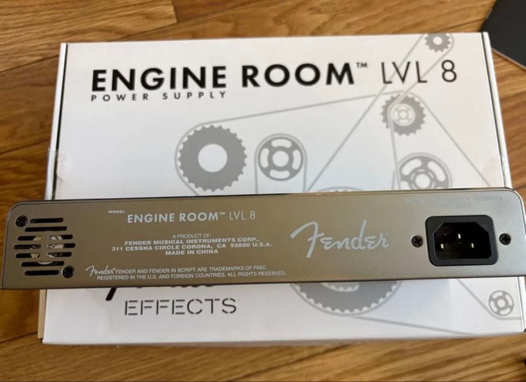 Fender Engine Room LVL8 フェンダー　パワーサプライ