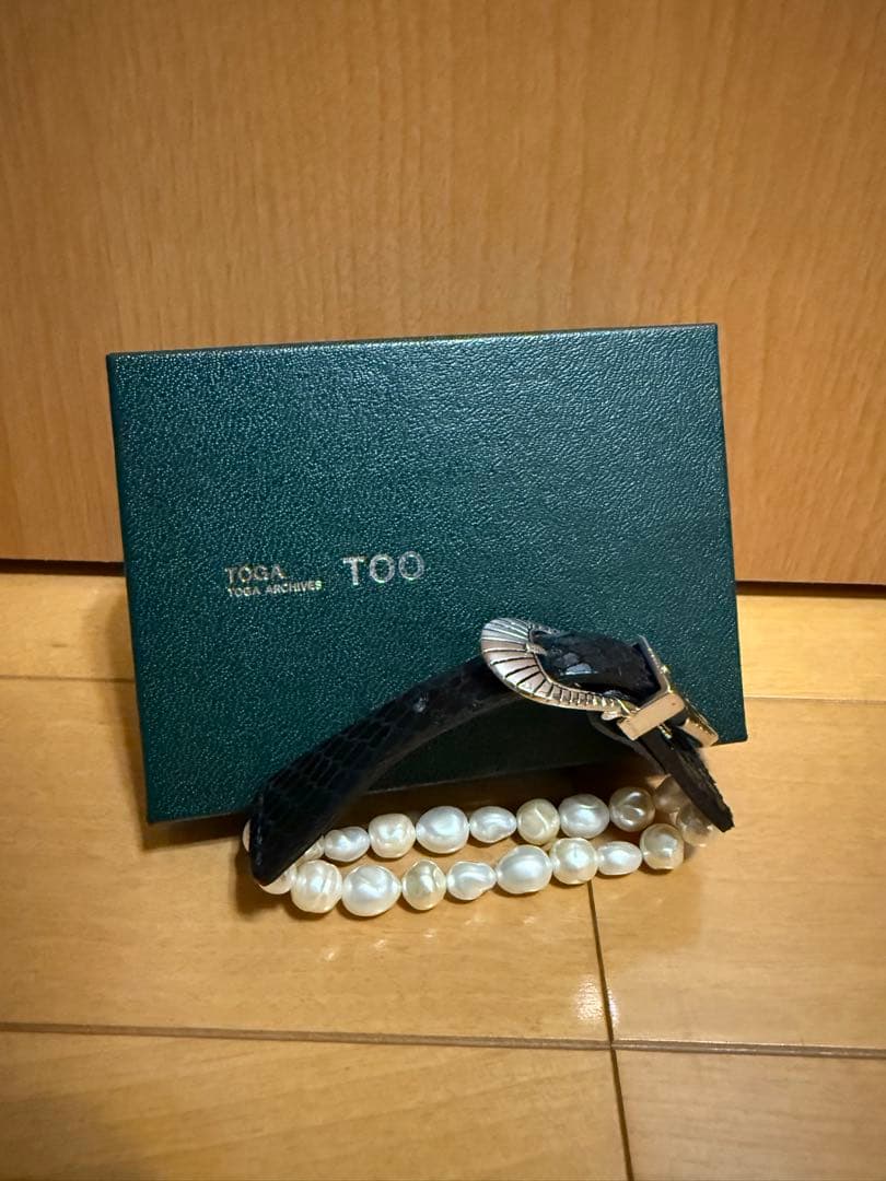 TOGA パールバングル　ブレスレット