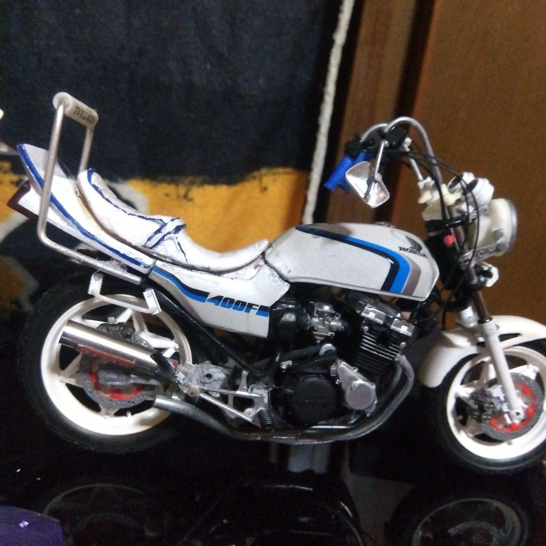 アオシマCBXカスタム