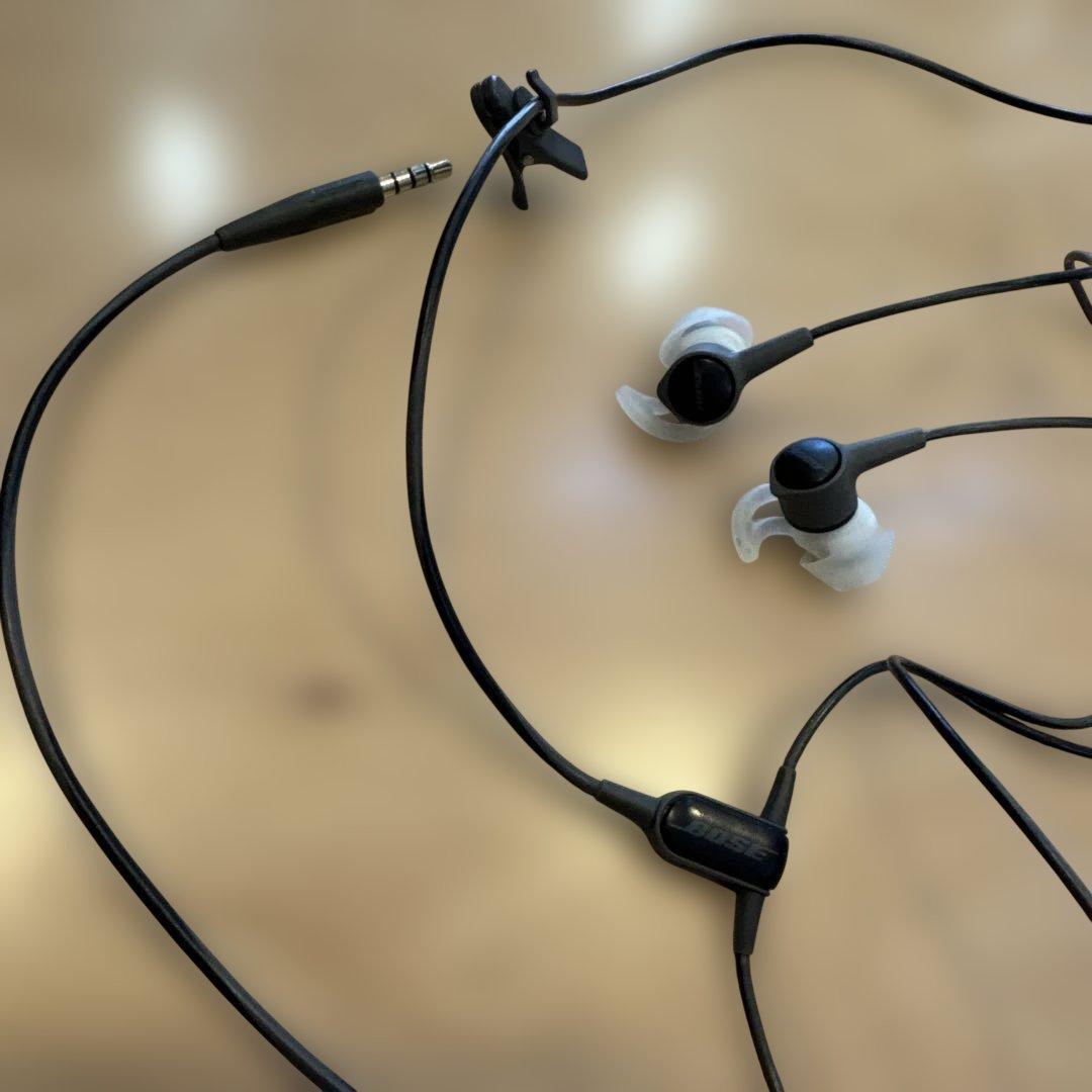 Bose 有線イヤホン カナル型 ケース付き