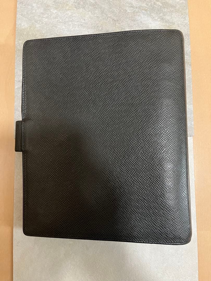 LOUIS VUITTON 手帳ケース