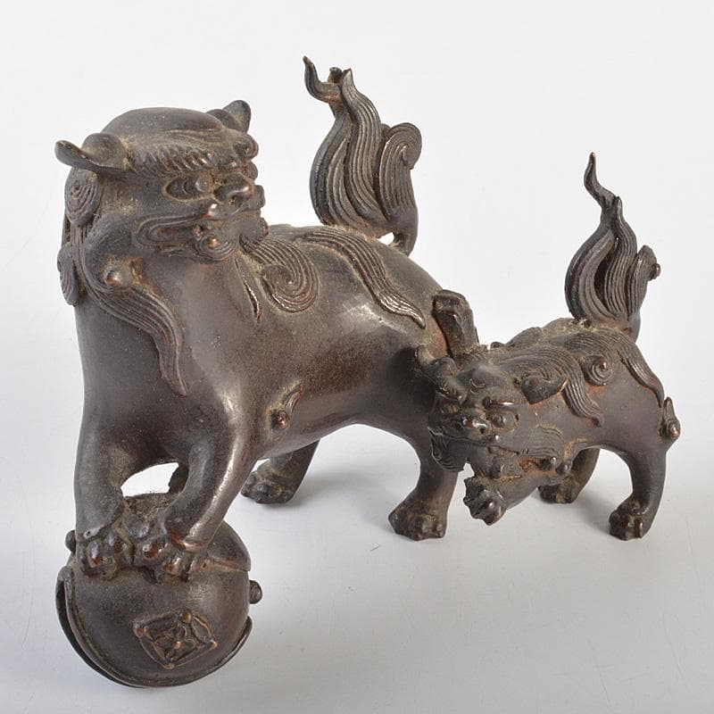 中国　古銅宣徳銅　玉乗り獅子　親子　鈴　置物　M　R7409