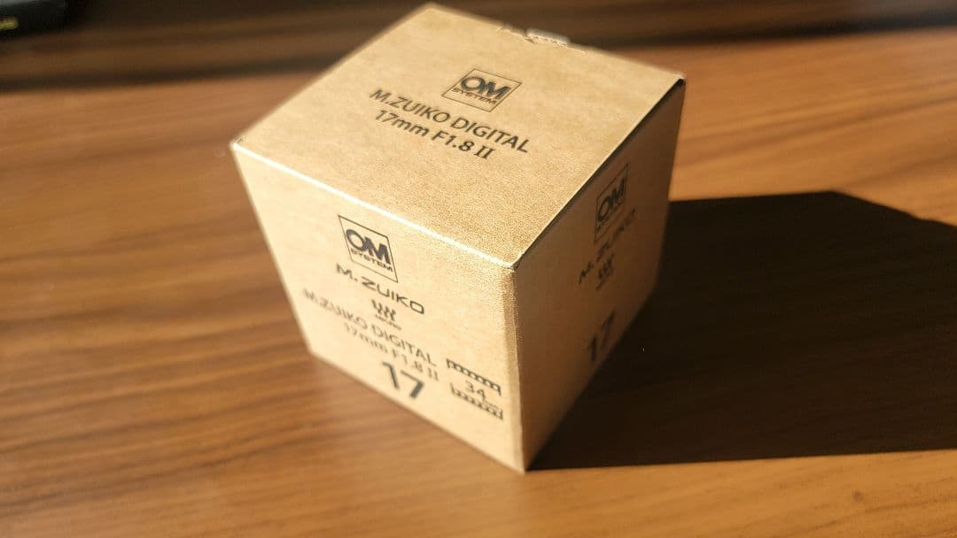 M.ZUIKO DIGITAL 17mm F1.8 II/BLK　交換レンズ