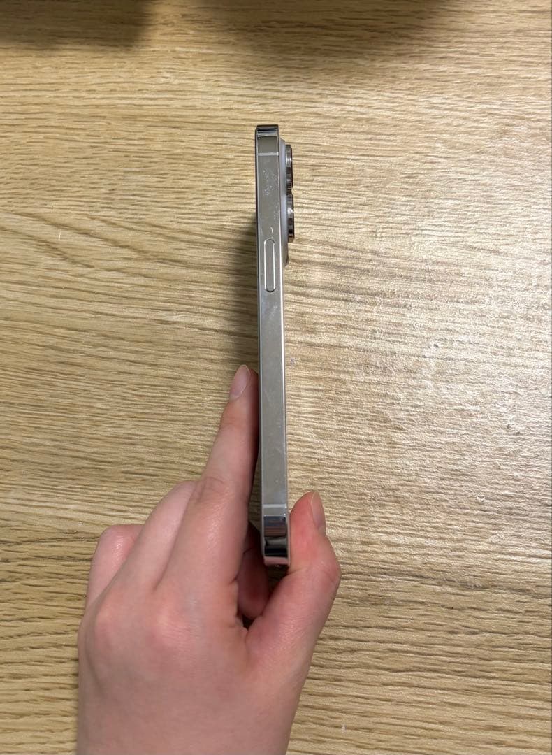 Iphone 14 pro シルバー 256gb