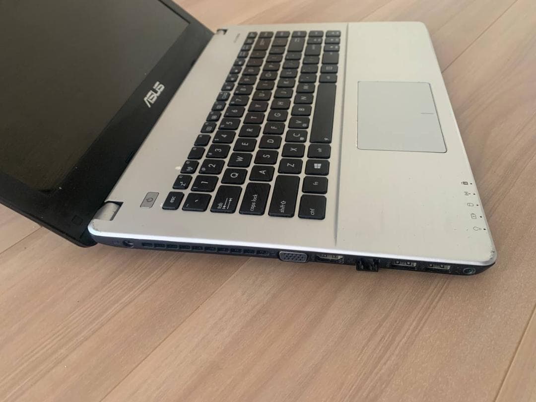 ASUS Laptop X Series ノートPC シルバー