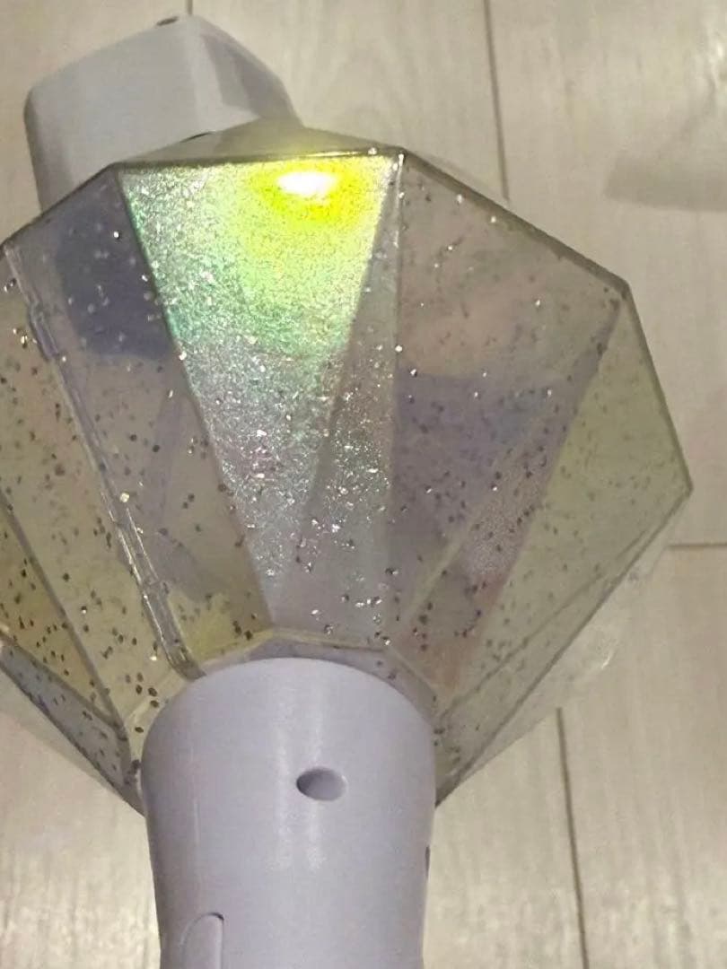 M!LK ミルクラスタル 初代ペンライト