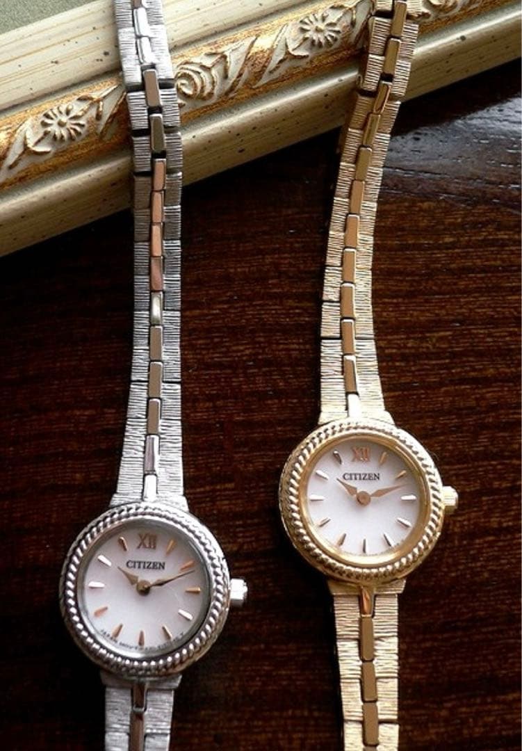 【未使用】CITIZEN kii 時計　レディース　ゴールド