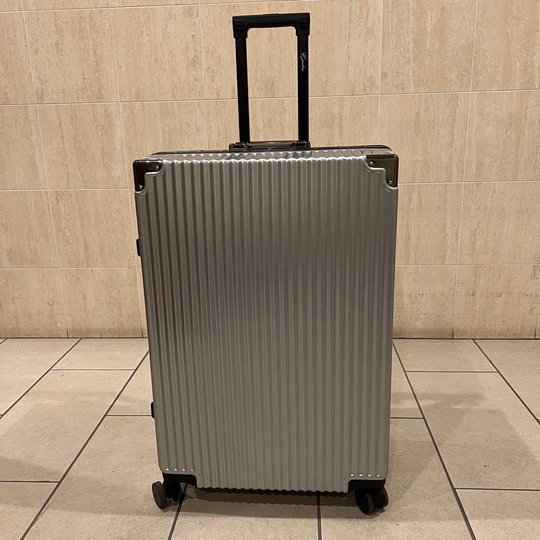 シルバー リブデザイン キャリーケース Lサイズ 95L