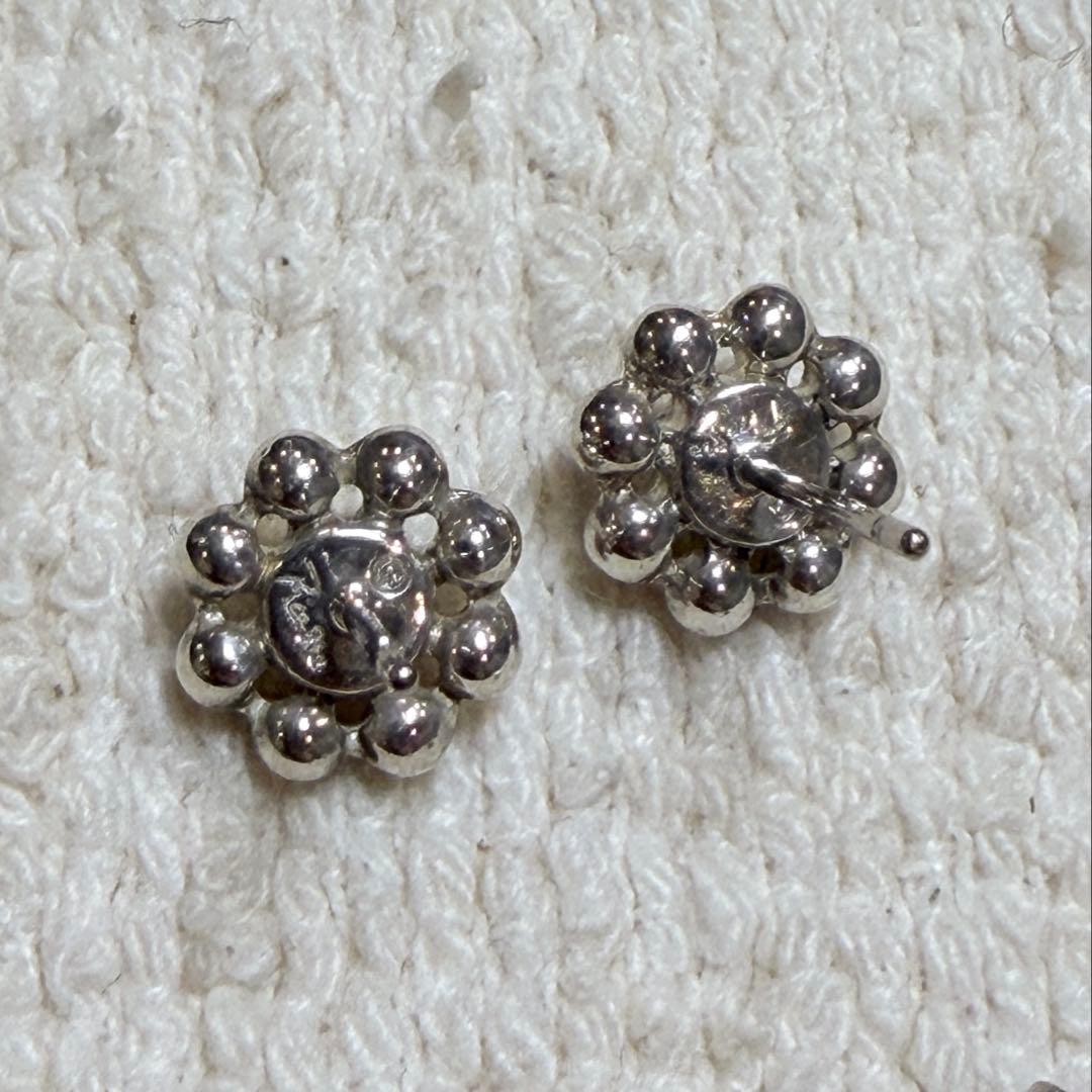 たけこ　Tiffany & Co. ジョリービーズフラワー コンビ　ピアス