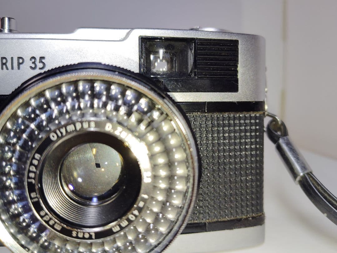 OLYMPUS TRIP 35 （動作美品）