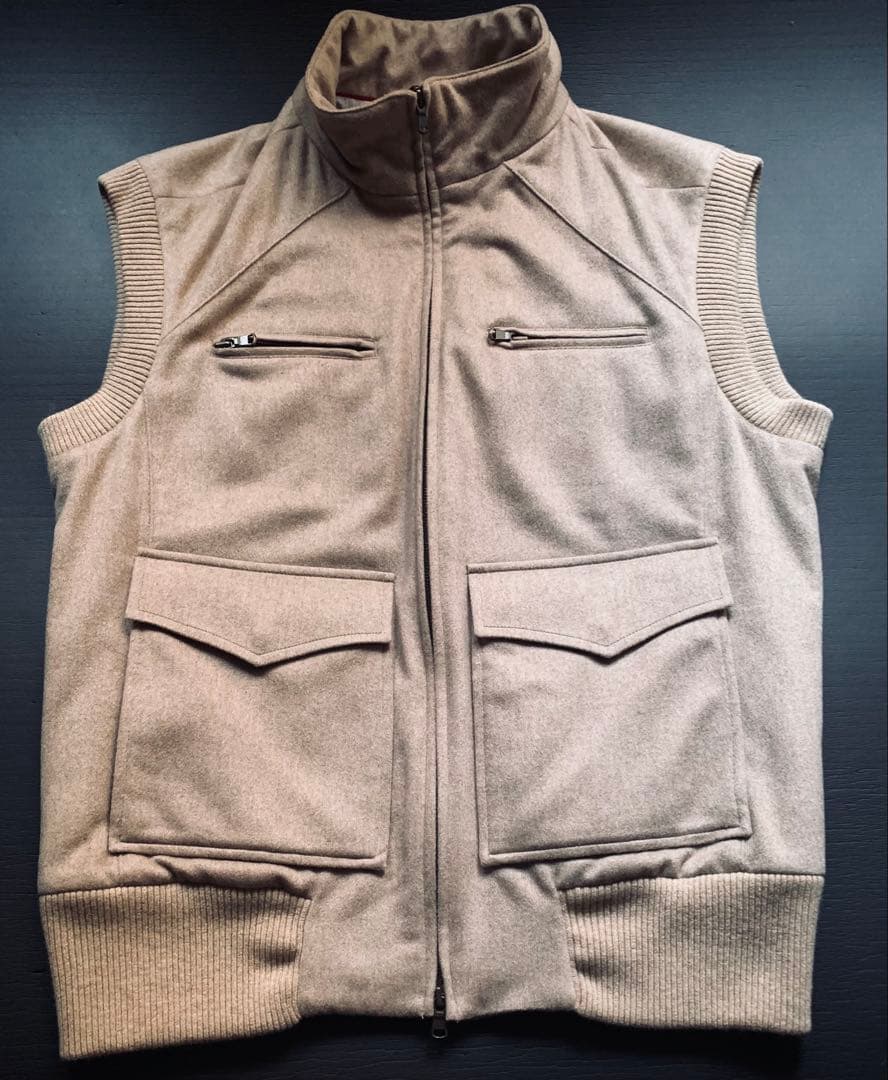 Brunello Cucinelli氏ご愛用　極上カシミアスーツベスト¥45万