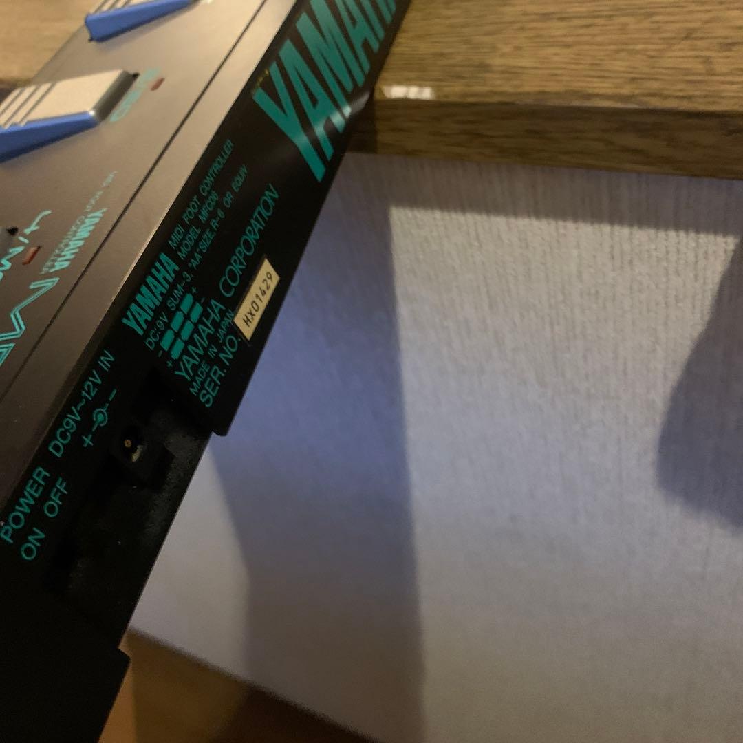 YAMAHA FX500BマルチエフェクターとMFC06ペダル