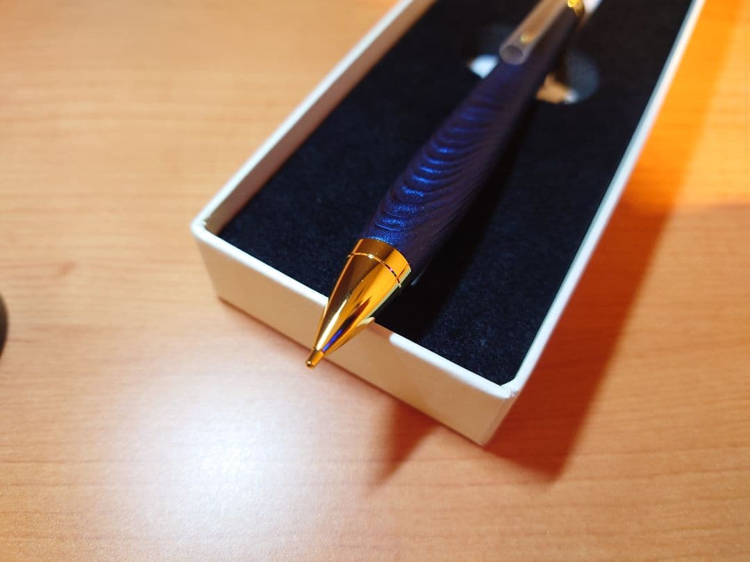 木軸ペン工房　金杢犀　杉　変わり漆　浮造り　シャープペンシル　0.5