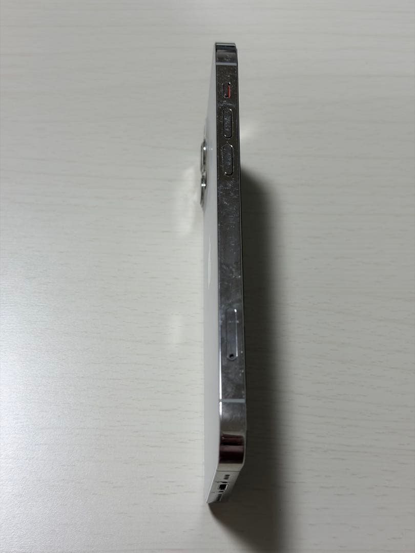 iPhone 12pro 本体のみ