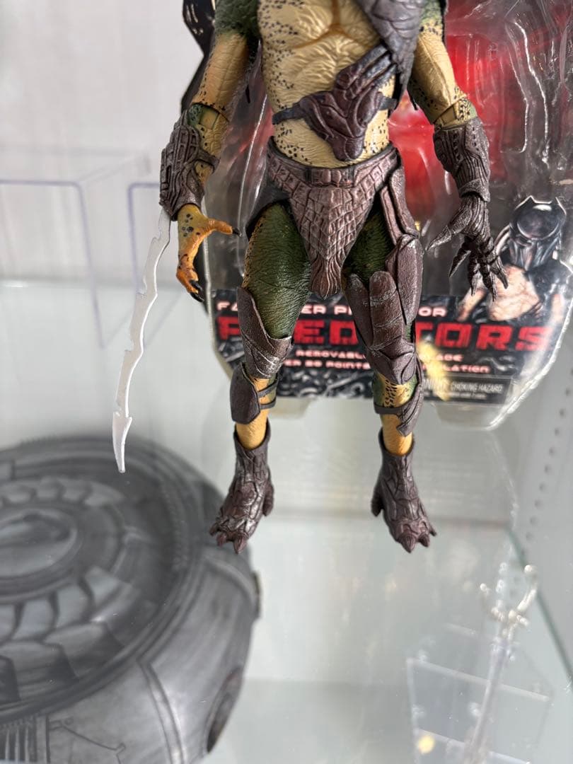 ネカ　プレデターズ　ファルコナープレデター